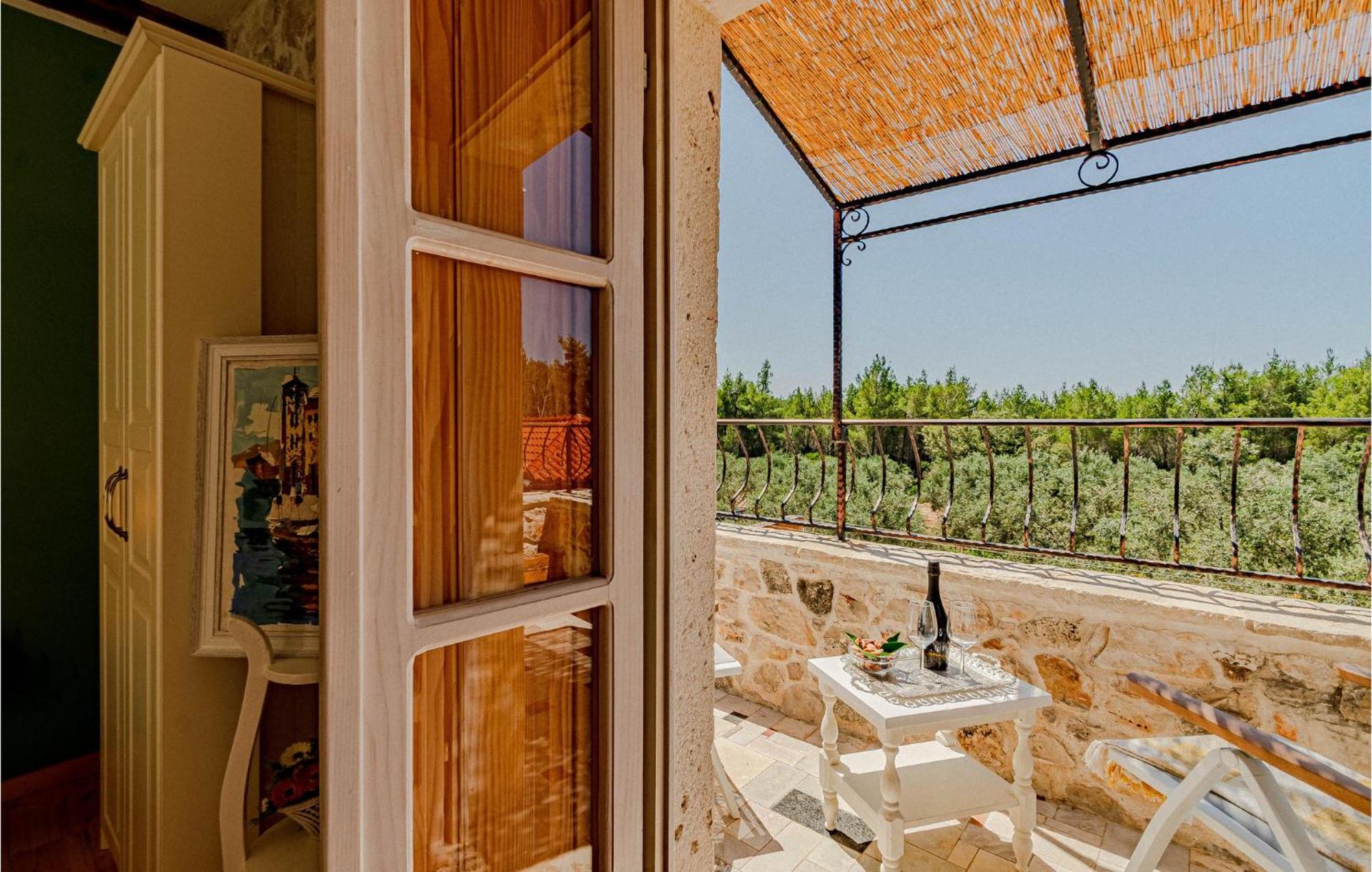 2 Bedroom Lovely Home In Blato Blato  Exterior photo