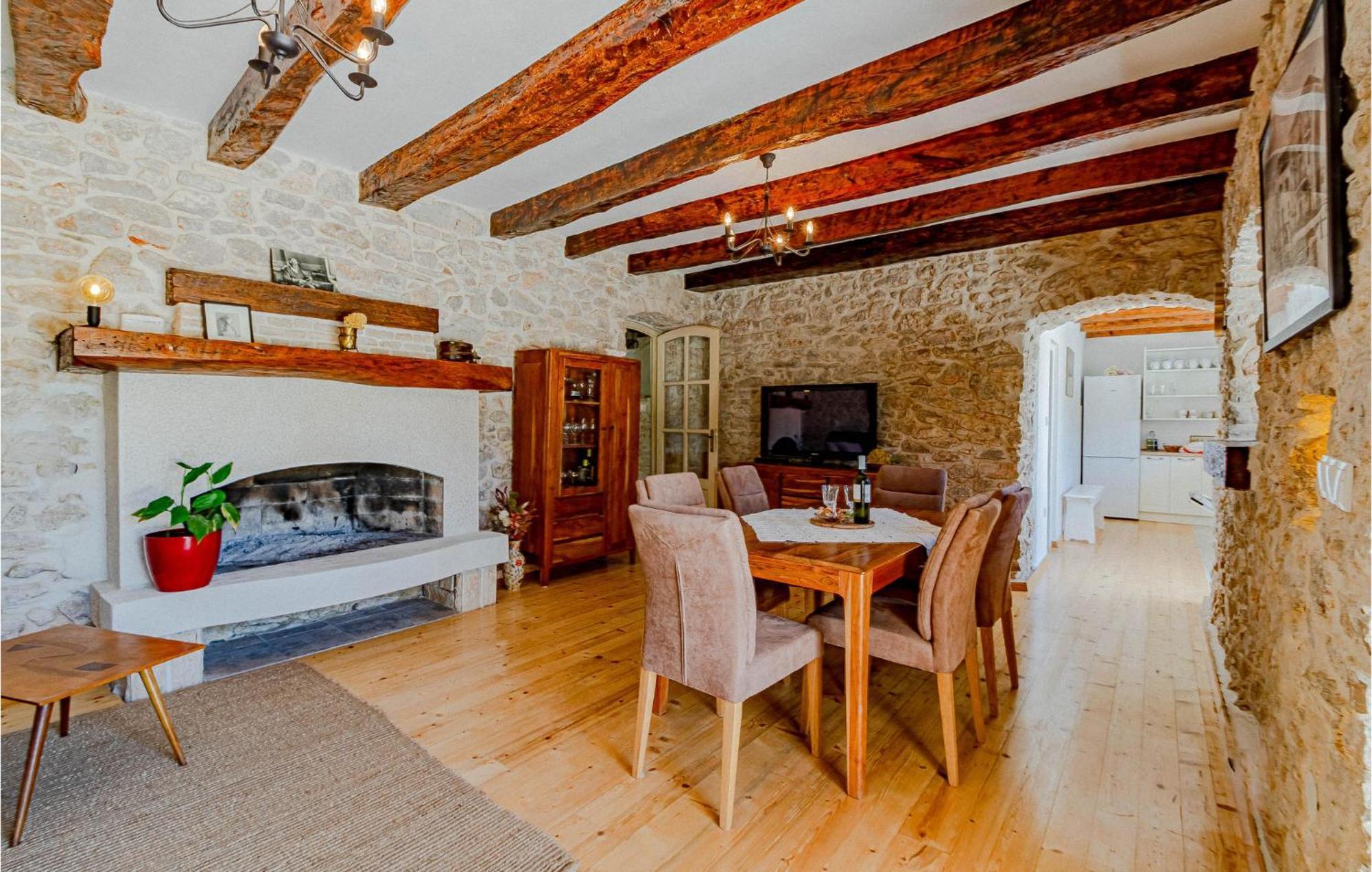 2 Bedroom Lovely Home In Blato Blato  Exterior photo